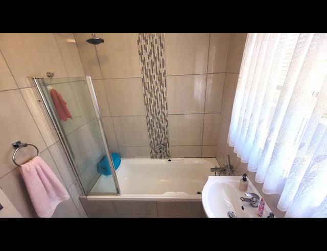 2 BEDROOM APARTMENT RENTED IN VERWOERDPARK